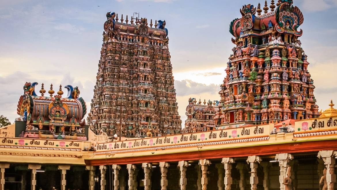 Must-Visit-Temples-in-South-India